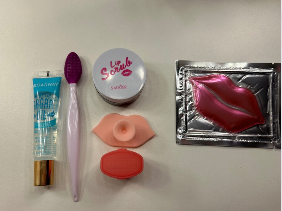 Lip care kit